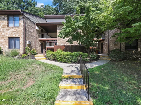 174 Amberly Drive #K, Manalapan, NJ 07726