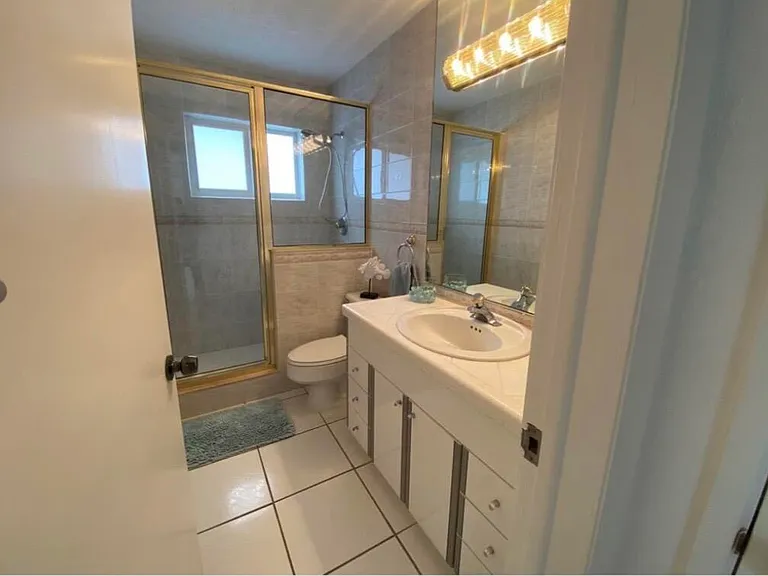 1230 SE 14th Dr — Photo 13