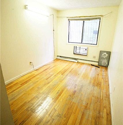 3rd image of 14434 37th Ave APT 2C