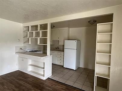 3rd image of 1229 Sicard St APT 17