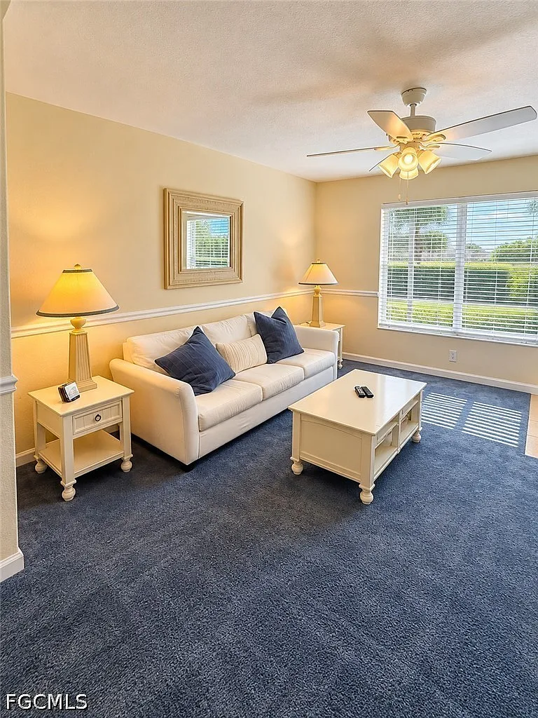 2 bed, 2.0 bath, 1042 sqft, $1,400 — Photo 3