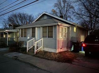 3804 N Hanley Rd, Saint Louis, MO 63121