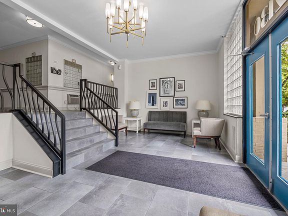 2nd image of 2130 N St NW #4C