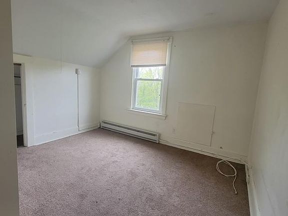 5th image of 30 Riverdale Ave Unit 5