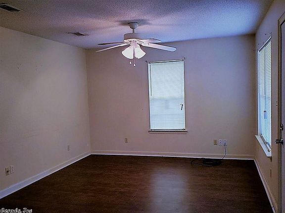 2nd image of 603 E 14th Ave