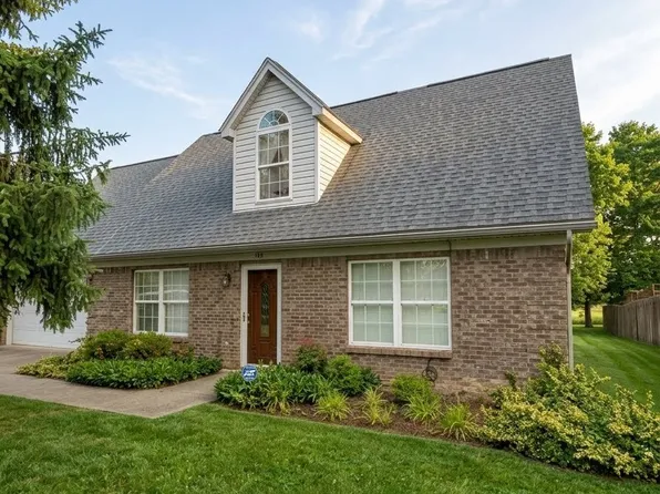 348 Greenway Dr, Scottsburg, IN 47170