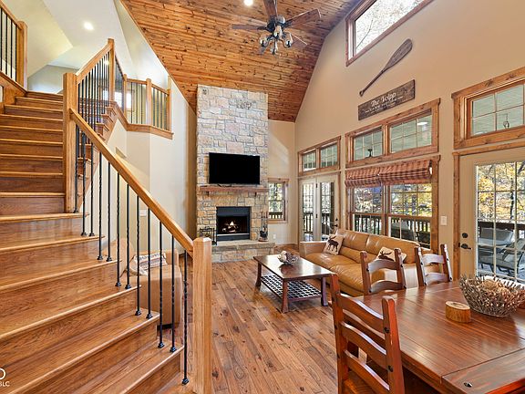2nd image of 7563 Grizzly Dr