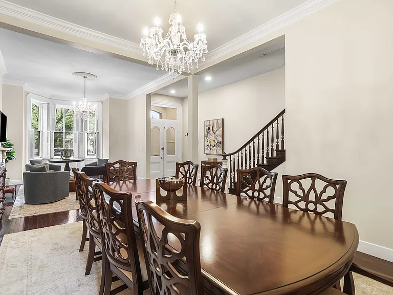 327 E Capitol St SE #2 — Photo 10