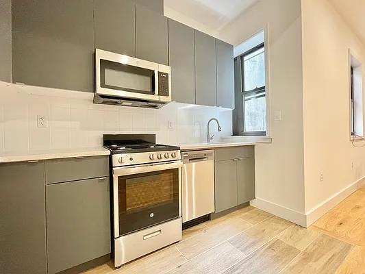 Rented by Tungsten Properties | media 9