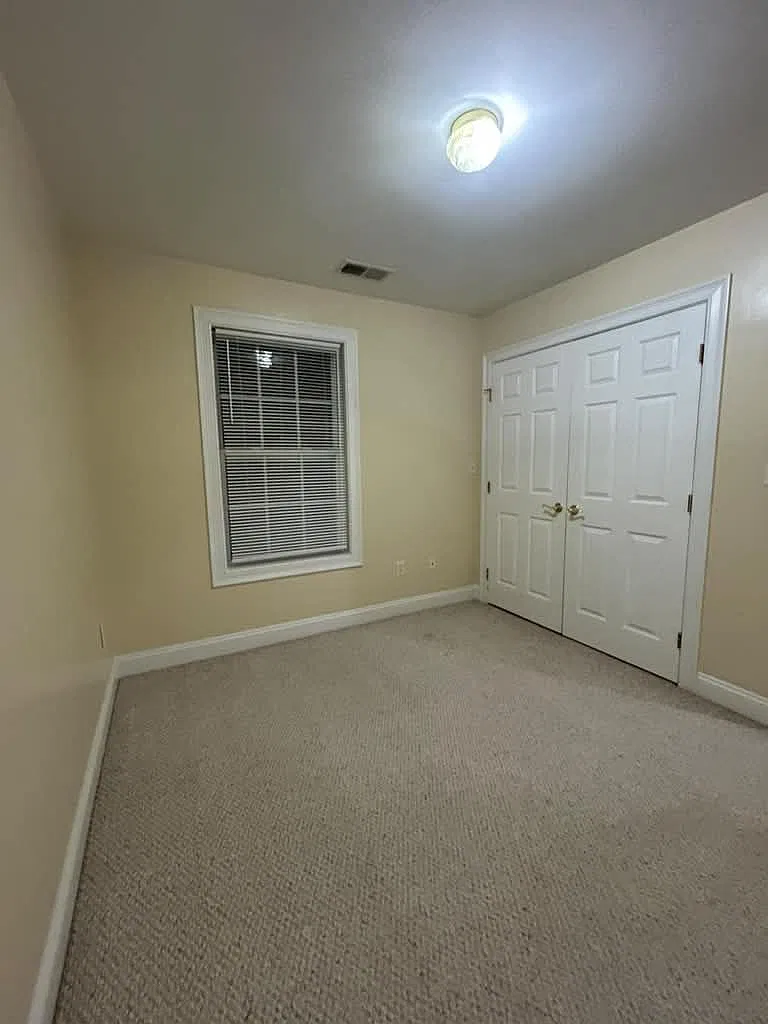 2 bed, $1,825 — Photo 4