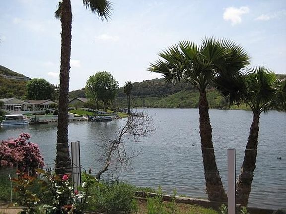 2nd image of 1471 La Loma Dr