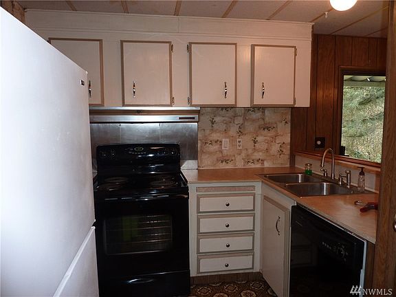 5th image of 14403 169th Ave NW