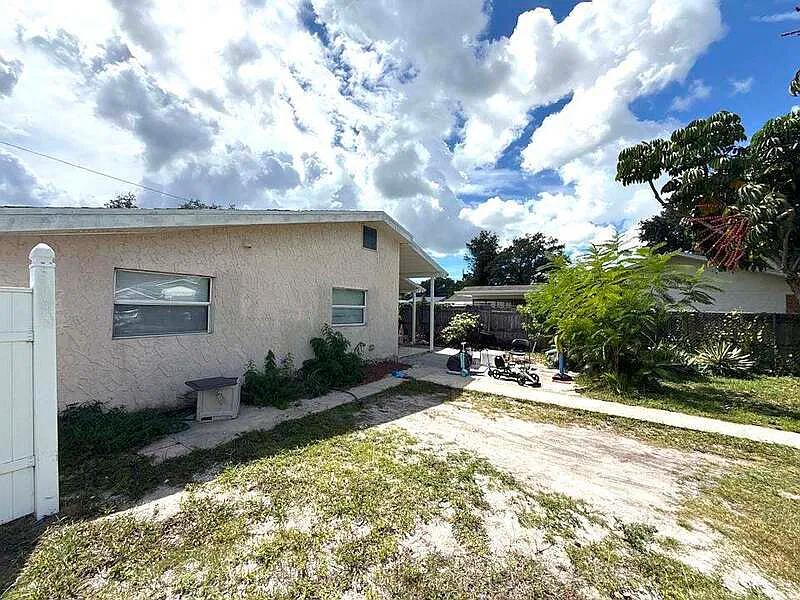 1 bed, 1.0 bath, 680 sqft, $1,195 — Photo 1