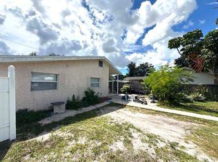 4540 41st Ave N #B, Saint Petersburg, FL 33714