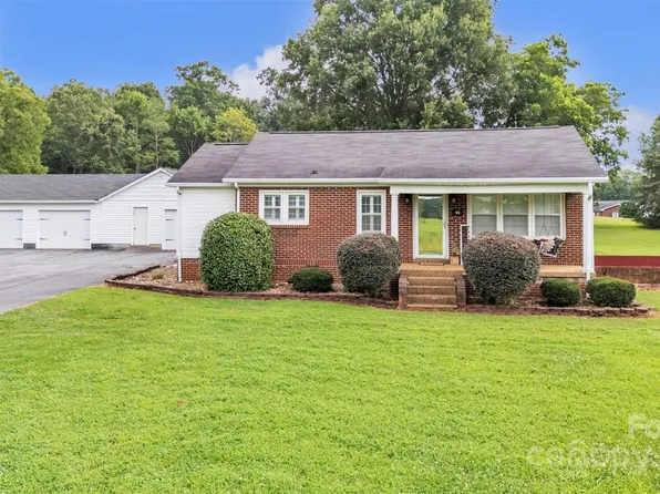 96 Friendship Church Rd, Taylorsville, NC 28681