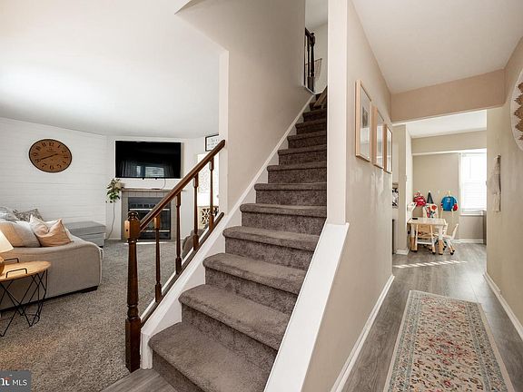 4th image of 2590 Terraced Hill Ct