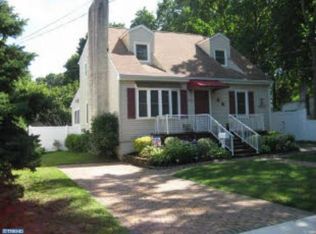 728 Bunker Hill Ave, Lawrence, NJ 08648