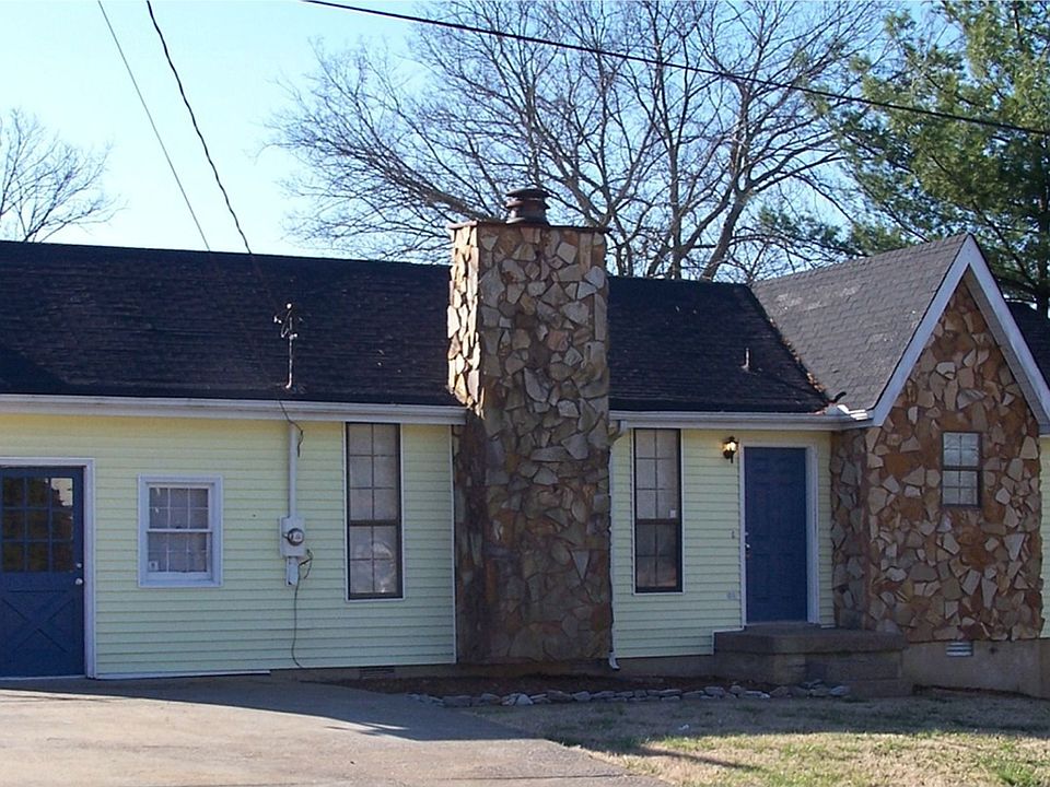 Solid Home in Hermitage