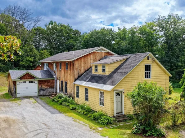 11 Maple Street, Springfield, VT 05150