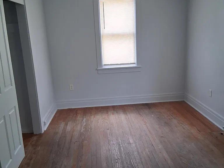 545 Maple St #6 — Photo 14