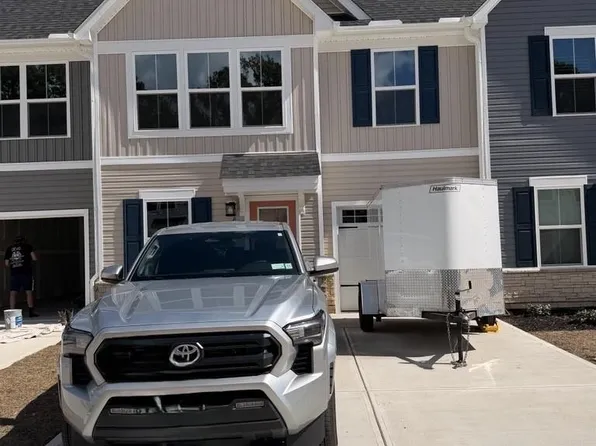 2082 NW Parow LN NW #D, Calabash, NC 28467