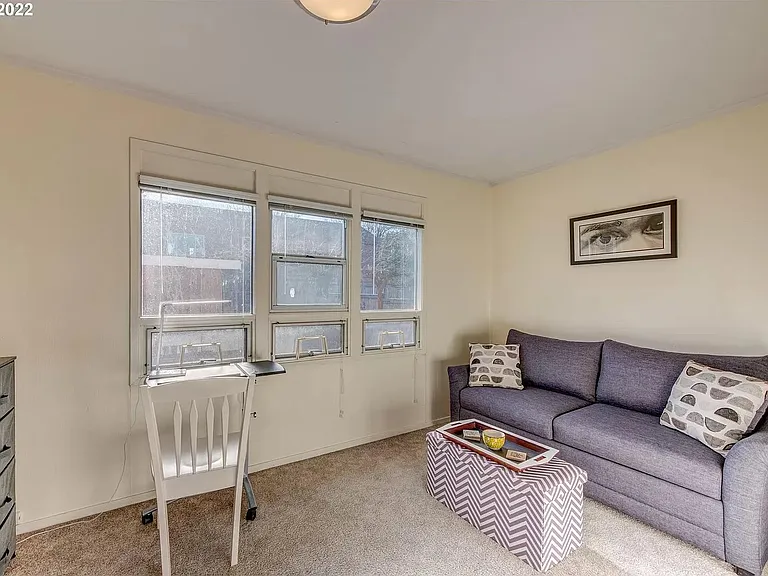 1390 E 23rd Ave — Photo 5