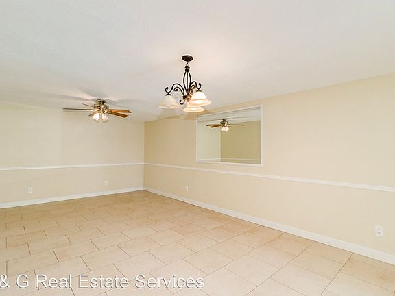 4th image of 1000 E Manhatton Dr