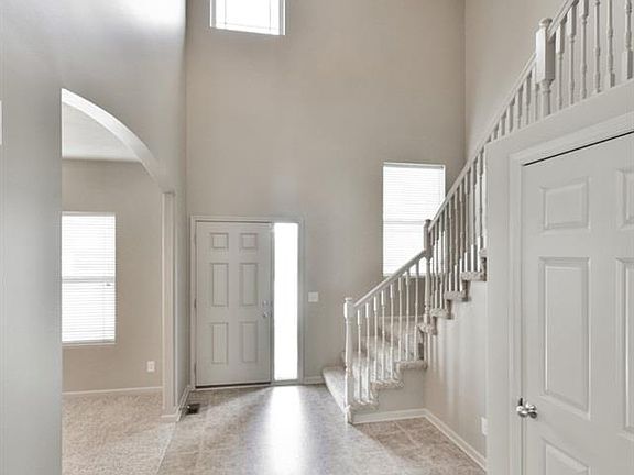 4th image of 4303 Edgerton Dr