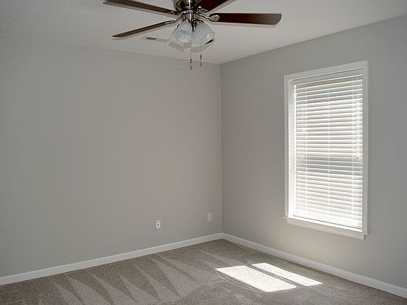 Back bedroom