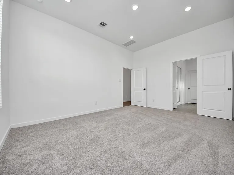 27443 Sunterra Village Dr — Photo 29