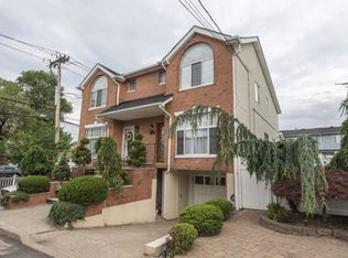 12 Mandy Ct, Staten Island, NY 10309