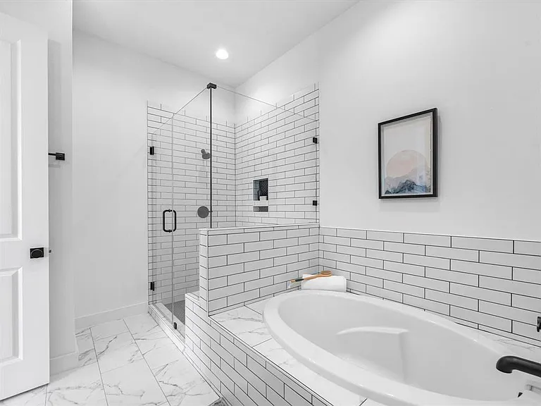 5904 Val Verde St — Photo 17