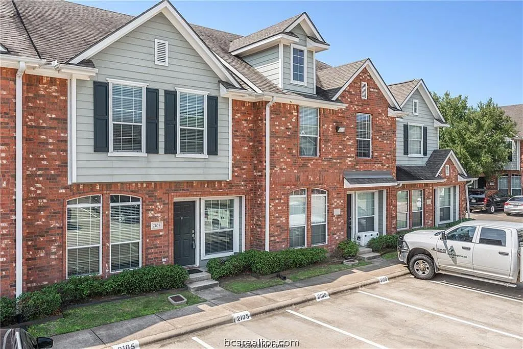 4 bed, 1590 sqft, $1,750 — Photo 3