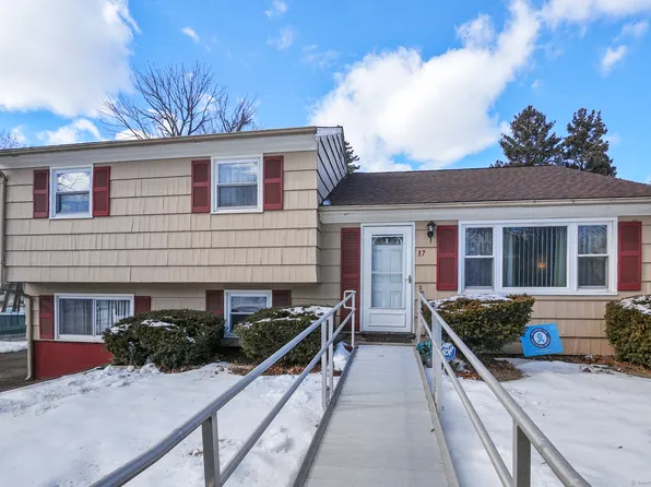 17 Meadowbrook Road, West Haven, CT 06516