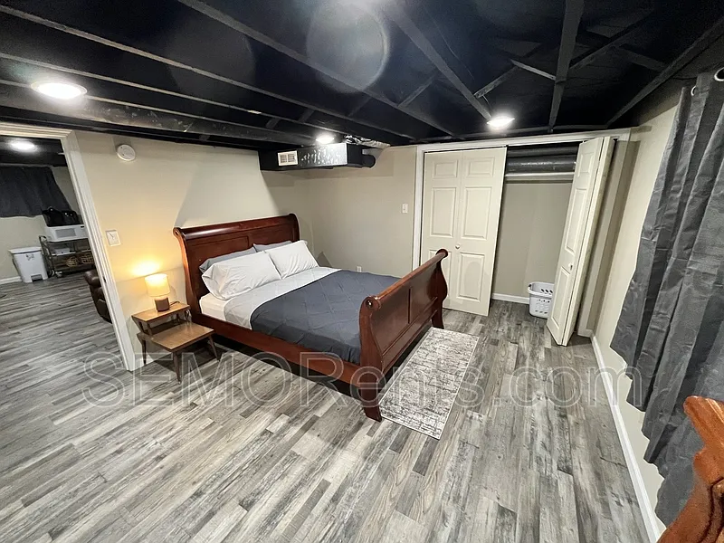 2 bed, 1.0 bath, $1,295 — Photo 1