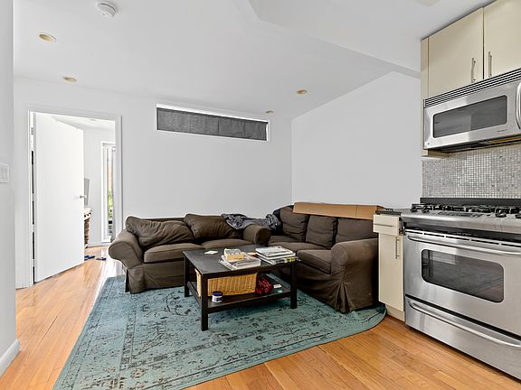 4th image of 159 Bleecker St APT 6C