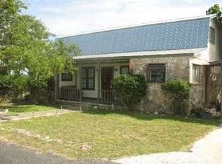 172 Ridge Grove Rd, Kerrville, TX 78028