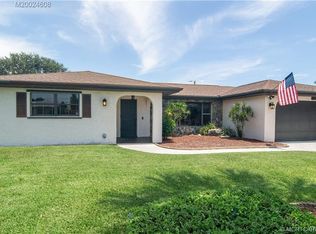 7435 SE Craig St, Hobe Sound, FL 33455