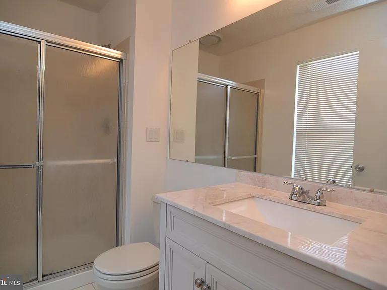 4004 Adelaide Dr — Photo 17