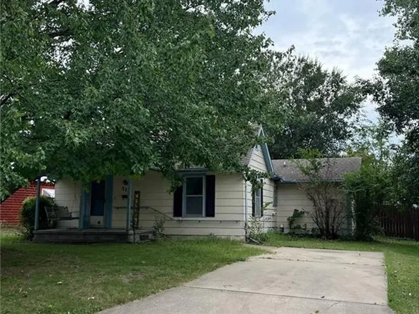 510 E Adams St, Pittsburg, KS 66762