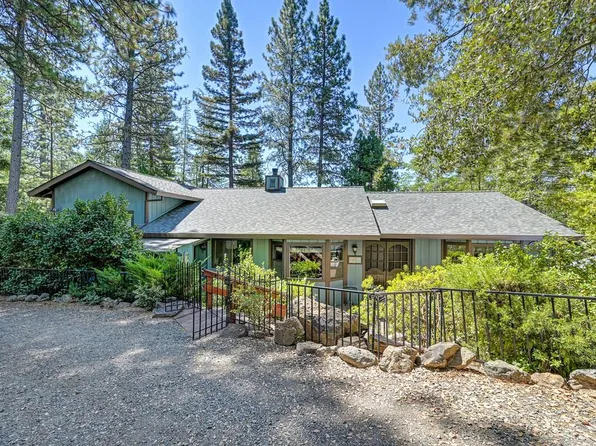 900 Coyote Creek Rd, Meadow Vista, CA 95722
