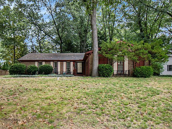 2nd image of 53130 Haddington Dr