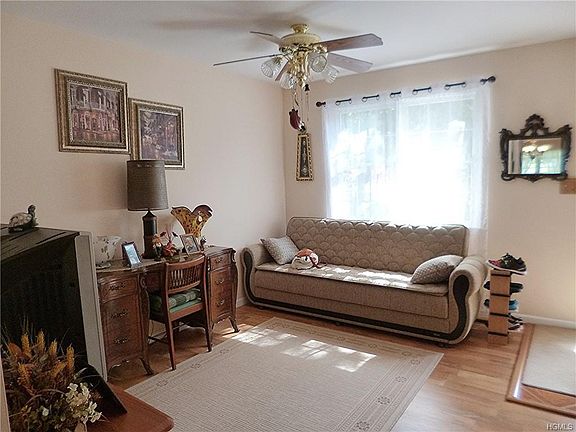 3rd image of 55 Krier Ln