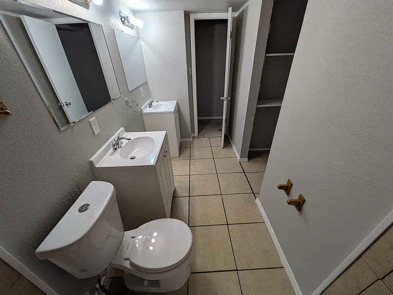 9575 Gonzales Dr — Photo 12