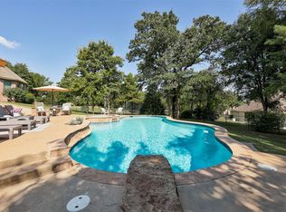 5700 Georgetowne Rd, Edmond, OK 73034