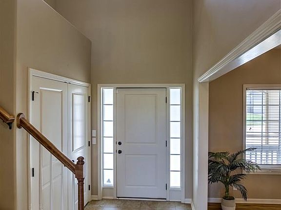 3rd image of 4312 Edgerton Dr