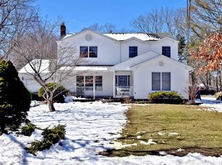 68 Oregon Ave, Medford, NY 11763