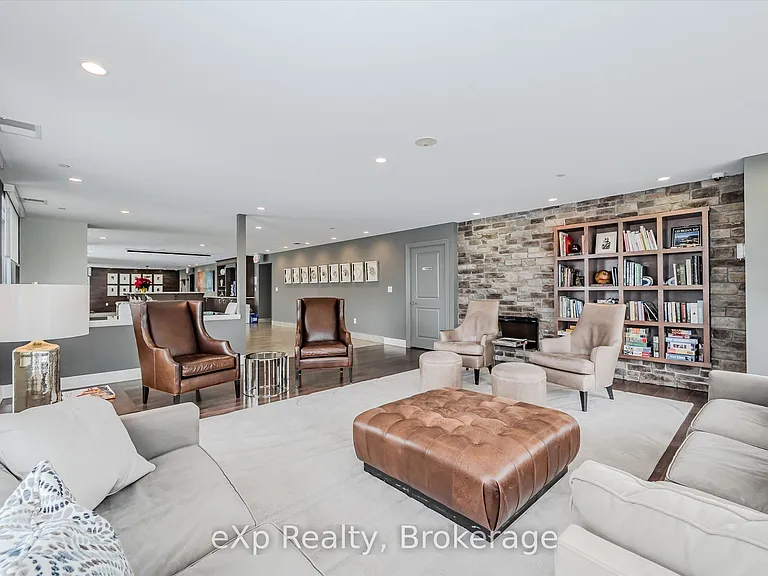 160 Macdonell St #308 — Photo 36