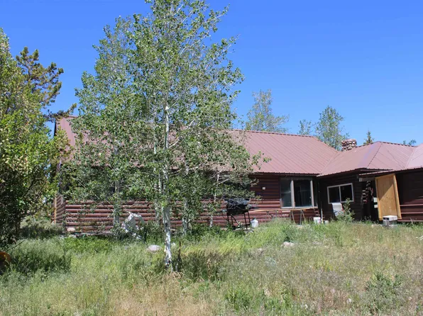 70 Blue Heron Way, Robertson, WY 82944