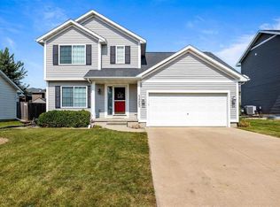 3260 London Way, Marion, IA 52302